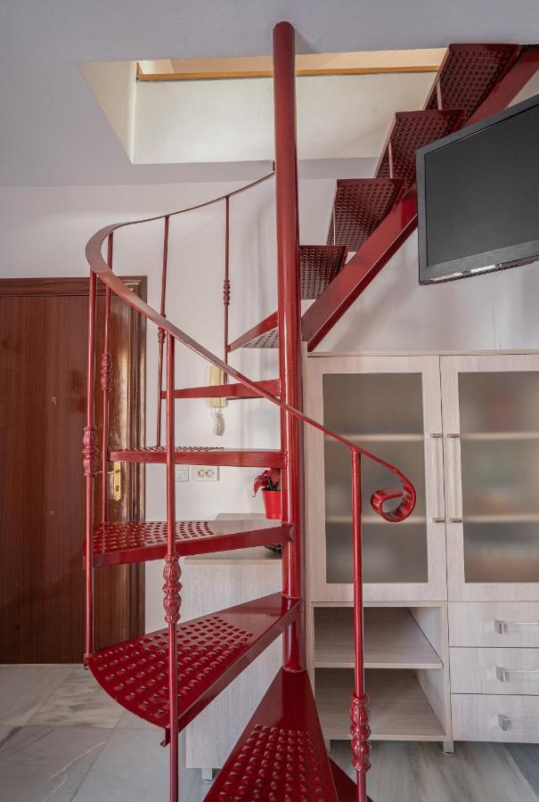 Stay U-Nique Apartment Alonso Benitez Малага Екстериор снимка